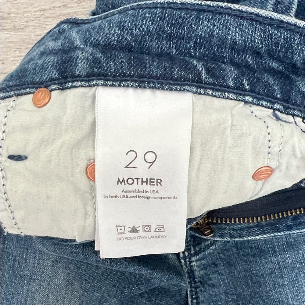 Lil’ MOTHER Jeans - Picture 9 of 16